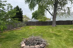 284 Hill Ave, Bartlett, IL 60103 - Photo 37