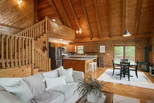 200 Wildwood Ln, Fox River Grove, IL 60021 - Photo 7