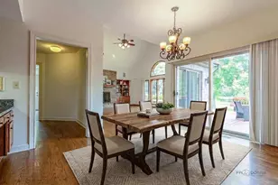 5420 Belmont Ct, Libertyville, IL 60048 - Photo 7