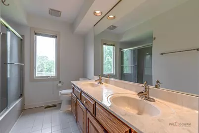 5420 Belmont Court, Libertyville, IL 60048 - Photo 47