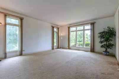 5420 Belmont Court, Libertyville, IL 60048 - Photo 21