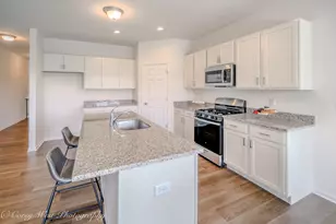 300 N Aspen Dr, Cortland, IL 60112 - Photo 29