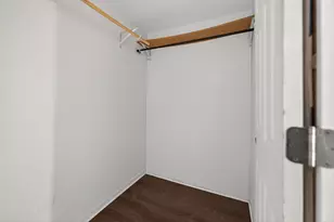 1051 Delta Dr, Elgin, IL 60123 - Photo 33