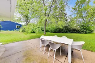 10 Rugby Rd, Lake Zurich, IL 60047 - Photo 35