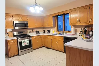 14241 Mackinaw Avenue, Burnham, IL 60633 - Photo 11