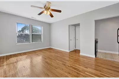 414 W Walnut Street #304, Maywood, IL 60153 - Photo 3