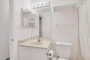 1953 Lawson Blvd, Gurnee, IL 60031 - Photo 19