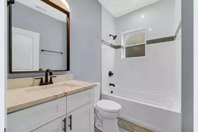 8120 S Loomis Boulevard, Chicago, IL 60620 - Photo 7