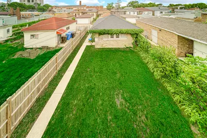 8120 S Loomis Boulevard, Chicago, IL 60620 - Photo 21