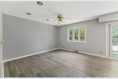 11716 S Black Forest Lane, Palos Park, IL 60464 - Photo 9