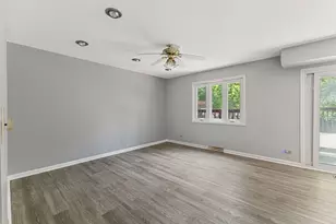 11716 S Black Forest Ln, Palos Park, IL 60464 - Photo 9