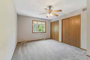 11716 S Black Forest Ln, Palos Park, IL 60464 - Photo 17