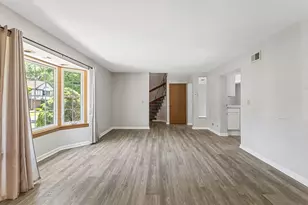 11716 S Black Forest Ln, Palos Park, IL 60464 - Photo 5