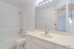 178 W Hampton Dr, Round Lake, IL 60073 - Photo 23