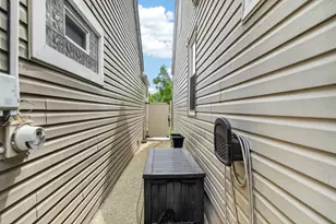 6602 W Montrose Ave, Harwood Heights, IL 60706 - Photo 33