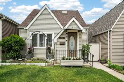 6602 W Montrose Avenue, Harwood Heights, IL 60706 - Photo 1