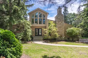 3N010 Lakeview Ct, West Chicago, IL 60185 - Photo 1