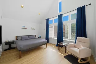 2215 N Wayne Ave, Chicago, IL 60614 - Photo 9