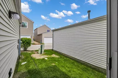 943 Four Seasons Boulevard #943, Aurora, IL 60504 - Photo 27