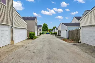 943 Four Seasons Blvd, Aurora, IL 60504 - Photo 29