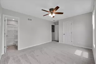 943 Four Seasons Blvd, Aurora, IL 60504 - Photo 19