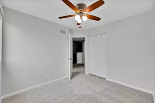 943 Four Seasons Blvd, Aurora, IL 60504 - Photo 15