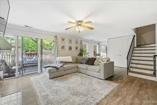5936 Greenview Rd, Lisle, IL 60532 - Photo 7