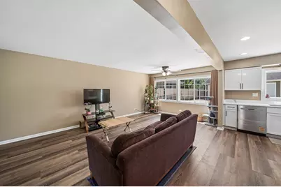 319 W Central Avenue, Lombard, IL 60148 - Photo 3