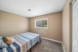 319 W Central Ave, Lombard, IL 60148 - Photo 17