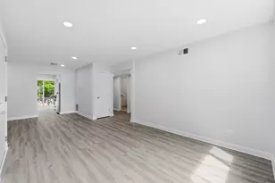224 E Rimini Ct, Palatine, IL 60067 - Photo 3