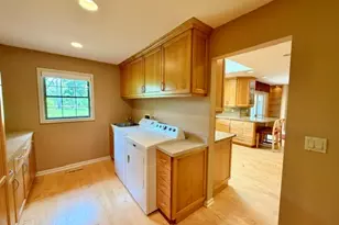 11N071 Johnstown Rd, Elgin, IL 60124 - Photo 19
