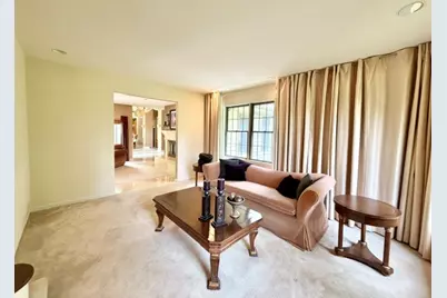 11N071 Johnstown Road, Elgin, IL 60124 - Photo 9