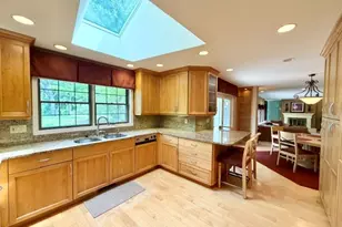 11N071 Johnstown Rd, Elgin, IL 60124 - Photo 17