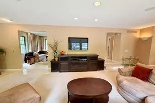 11N071 Johnstown Rd, Elgin, IL 60124 - Photo 23