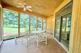 11N071 Johnstown Rd, Elgin, IL 60124 - Photo 57