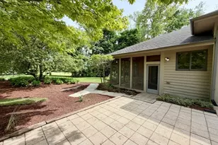 11N071 Johnstown Rd, Elgin, IL 60124 - Photo 77