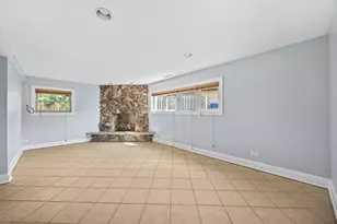 8610 Orchard Dr, Hickory Hills, IL 60457 - Photo 19