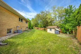 8610 Orchard Dr, Hickory Hills, IL 60457 - Photo 29