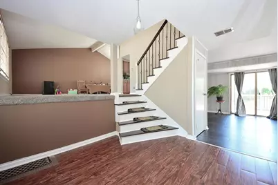 1413 N Burning Bush Lane, Mount Prospect, IL 60056 - Photo 3