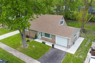 182 Washington St, Park Forest, IL 60466 - Photo 1