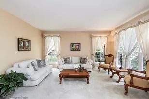 591 W Rosiland Dr, Palatine, IL 60074 - Photo 7