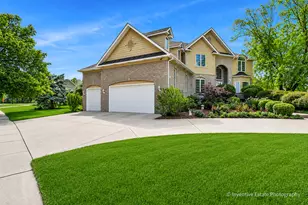 2341 Courtland Ct, Aurora, IL 60502 - Photo 3