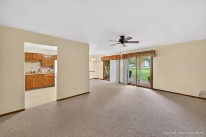 829 Chasefield Lane #1, Crystal Lake, IL 60014 - Photo 5