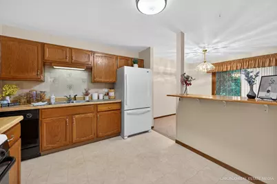 829 Chasefield Lane #1, Crystal Lake, IL 60014 - Photo 9