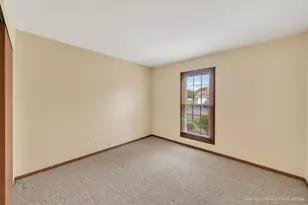 829 Chasefield Ln, Crystal Lake, IL 60014 - Photo 15