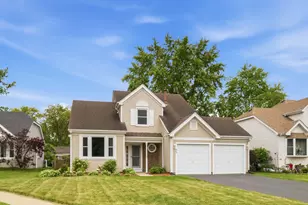 55 Washington Ave, Streamwood, IL 60107 - Photo 1