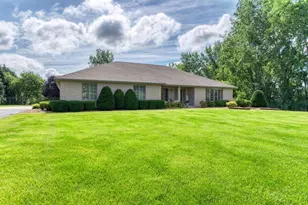 24031 S Schoolhouse Rd, Manhattan, IL 60442 - Photo 3