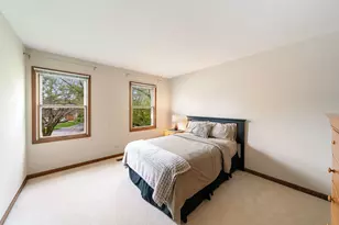 2405 Cimarron Ct, Naperville, IL 60565 - Photo 17