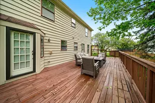 2405 Cimarron Ct, Naperville, IL 60565 - Photo 27