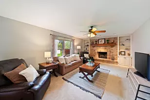 2405 Cimarron Ct, Naperville, IL 60565 - Photo 7